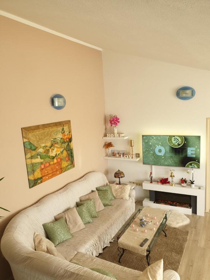 Apartment Mlikotic *